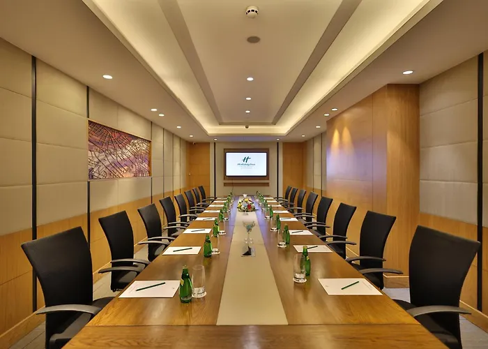 Holiday Inn Agra Mg Road An Ihg Hotel
