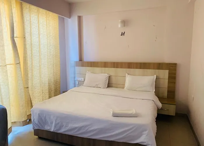 Hotel Premium Rooms By Prem Mandir